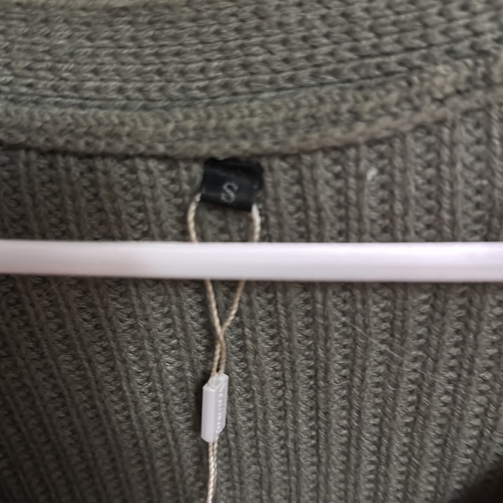 Cardigan - Picture 2 of 2
